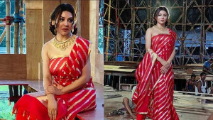 রাজকীয় সাজে জয়া আহসান দুর্গাপূজায় লাল বেনারসিতে