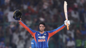অভিষেকের হারানো সিংহাসন পুনরুদ্ধার