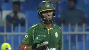 অস্ট্রেলিয়ার কাছেও হারল বাংলাদেশ, রিয়াদ ঝড় বৃথা
