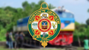 দুর্গাপূজায় ঘরমুখো মানুষের যাত্রা সহজ করতে ৩ জোড়া বিশেষ ট্রেন