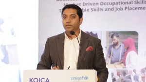 মেয়েদের বিয়ের বয়স কমাতে তদবির করছেন বড় দলের নেতারা: ববি হাজ্জাজ