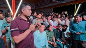 স্বরাষ্ট্রমন্ত্রীর পদত্যাগ দাবি হাসনাত আবদুল্লাহর