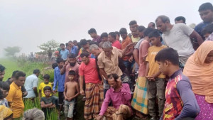 চালককে হত্যা করে অটোভ্যান ছিনতাই