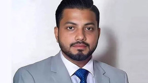 দুপুর ২টায় পদত্যাগের ঘোষণা দেবেন ইশরাক হোসেন