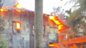 পটুয়াখালীতে আগুনে পুড়ল চার বসতঘর