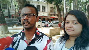 হিরো আলমের সাবেক স্ত্রীর বিরুদ্ধে মামলা