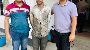 প্রবাস থেকে ফিরে টাকার হিসাব নিয়ে বিরোধ, স্ত্রীকে গলা কেটে হত্যা
