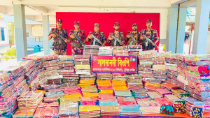 সীমান্তে ১ কেটি সাড়ে ৫ লাখ টাকার ভারতীয় পণ্য জব্দ