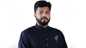 অস্ত্র প্রদর্শনের কারণ দর্শালেন ইশরাক হোসেন