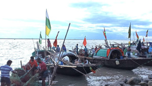 লক্ষ্মীপুরের মেঘনায় জাটকা রক্ষায় মেঘনায় নিষিদ্ধ ঘোষণা