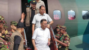 সৈয়দপুরে পৌঁছালেন প্রধানমন্ত্রী তারেক রহমান