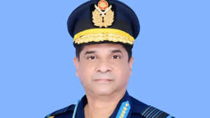 বিমান চলাচলে বাড়ছে নিরাপত্তা চ্যালেঞ্জ: বিমান বাহিনী প্রধান