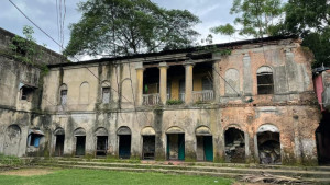 ধ্বংসের দ্বারপ্রান্তে পদুয়া জমিদারবাড়ি