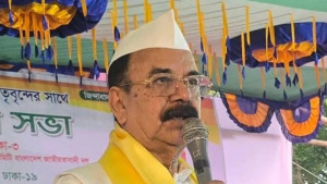 সনাতন ধর্মাবলম্বীদের পাশে থাকবে বিএনপি: গয়েশ্বর চন্দ্র রায়