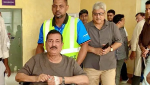 ভূমিমন্ত্রীর শারীরিক অবস্থার উন্নতি
