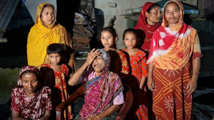 রাজিব বাস দুর্ঘটনায় জামালপুরের ছয়জন নিহত, স্বজনদের আহাজারি