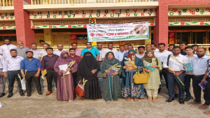 দৌলতখানে নবনিযুক্ত শিক্ষকদের এমপি হাফিজ ইব্রাহিমের পক্ষে ফুল দিয়ে বরণ