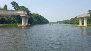 অসম্পূর্ণ নবগঙ্গা সেতু, নতুন দরপত্রের অপেক্ষায় এলজিইডি