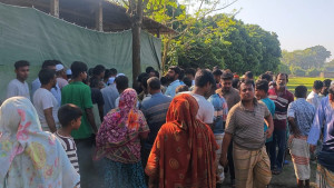 ঈশ্বরদীতে খামারের বৈদ্যুতিক তারে জড়িয়ে তরুণের মৃত্যু