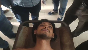 খুলনায় গুলি করে যুবকের ল্যাপটপের ব্যাগ ছিনতাই