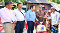 দৌলতখানে দৃষ্টিপ্রতিবন্ধী পরিবারের পাশে উপজেলা প্রশাসন