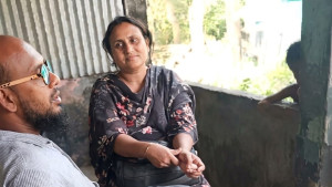 কটিয়াদীতে এনজিও পরিচয়ে বিভিন্ন গ্রাম থেকে কয়েক লাখ টাকা নিয়ে উধাও