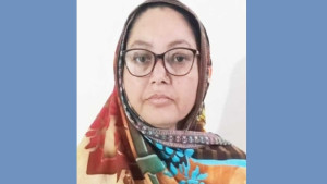 ঘুমন্ত স্বামীকে বালিশচাপা দিয়ে হত্যা, স্ত্রী গ্রেপ্তার