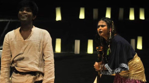 ‘দ্য আলকেমিস্ট’ অবলম্বনে মঞ্চে এক্টোম্যানিয়ার