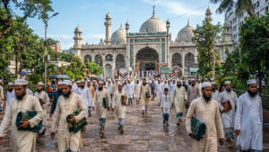 জুমার নামাজের আগে ও পরে যেসব আমল করবেন