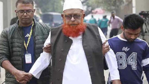 আযাদের বিরুদ্ধে আপাতত কোনো পদক্ষেপ নয়: আদালত
