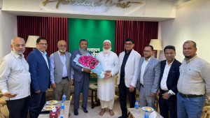 গ্যাস-বিদ্যুৎ ও ব্যাংকিং সংকট নিয়ে জামায়াত আমিরের সঙ্গে বৈঠক