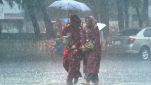 চার দিন দেশের বিভিন্ন এলাকায় বৃষ্টির পূর্বাভাস