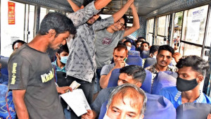 মহানগরে বাসের সর্বনিম্ন ভাড়া ১০ টাকা বহাল