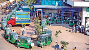 সিএনজি ফিলিং স্টেশন বন্ধের কর্মসূচি স্থগিত