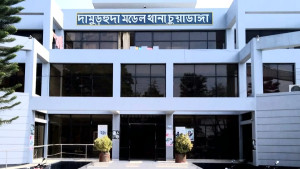দামুড়হুদায় মোটরসাইকেলের নিয়ন্ত্রণ হারিয়ে চালক নিহত