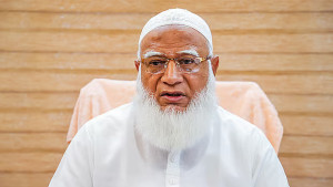 ক্ষমতার গরমের আঁচ পড়েছে, স্বাস্থ্যসেবা কেন্দ্র গুঁড়িয়ে দেওয়া প্রসঙ্গে জামায়াত আমির