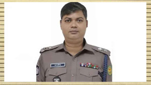ওসির পর সরিয়ে দেওয়া হলো গুলশানের ডিসিকে