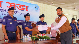ক্লুলেস ডাকাতির রহস্য উদঘাটন : শ্রেষ্ঠ ডিবি