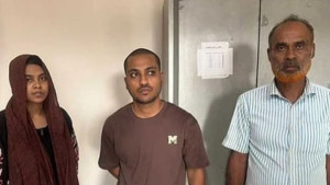 কোটি টাকা নিয়ে উধাও গাড়ি চালক, গ্রেপ্তার ২
