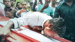 বিদেশে গিয়ে বিপদে বাংলাদেশি নারী শ্রমিকরা