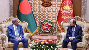 বাংলাদেশিদের জন্য ভিয়েতনামের ভিসা সহজীকরণের আহ্বান রাষ্ট্রপতির