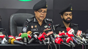 গ্যারেজ মালিককে বাঁচাতে গিয়ে খুন হন এসআই আলতাফ গ্রেপ্তার, ৯