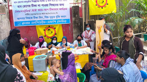 ধ্বংসস্তূপের সামনেই চলছে রাড্ডা সেন্টারের স্বাস্থ্যসেবা