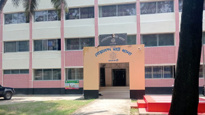 দৌলতদিয়ায় ইট দিয়ে মাথা থেঁতলে নারীকে হত্যার অভিযোগ