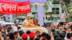 বান্দরবানে সাচিং প্রু জেরীকে রাজকীয় সংবর্ধনা