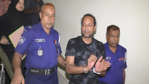 সিরাজগঞ্জে এমপির গাড়িতে হামলা, প্রধান আসামি দুই দিনের রিমান্ডে