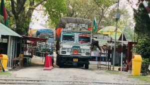 শনিবার থেকে হিলি বন্দরে আমদানি-রপ্তানি শুরু