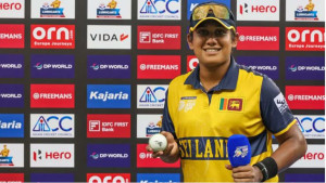 শ্রীলঙ্কান অলরাউন্ডারের বিশ্বরেকর্ড হ্যাটট্রিকসহ ৭ উইকেট
