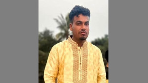 কুলিয়ারচরে ট্রাক্টর উল্টে চালক নিহত