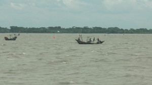 সাগরে ট্রলার বিকল, চার দিন ধরে ভাসছেন ১৮ জেলে